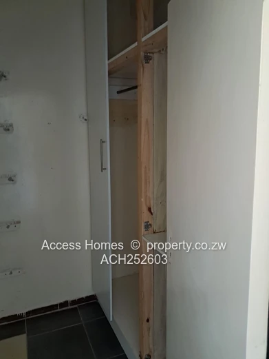 Avenues 1 bed Flat for sale