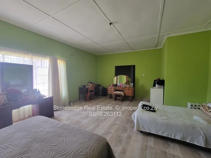4 Bedroom House in Burnside For Sale