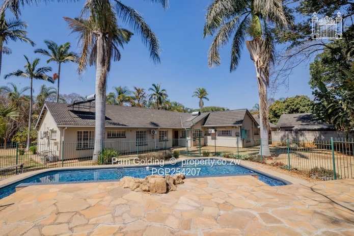 Immaculate Executive Home in Excellent location