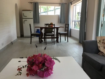 1 Bedroom Cottage for rent in Highlands
