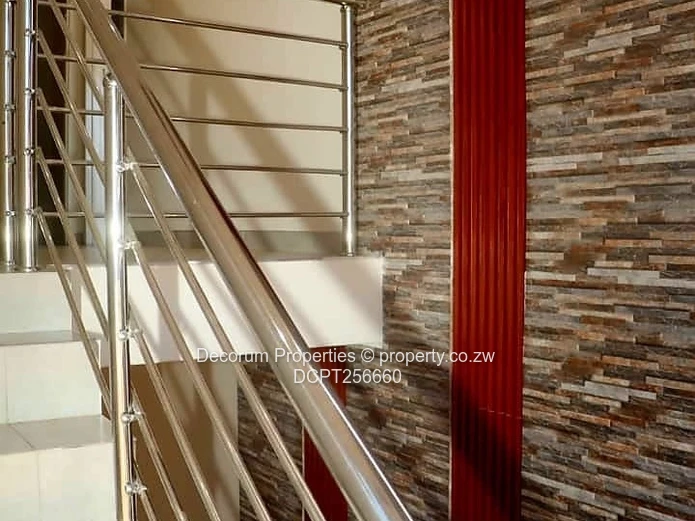 Contemporary 4-Bed Marlborough Double Storey Home with Borehole (Sole Mandate)