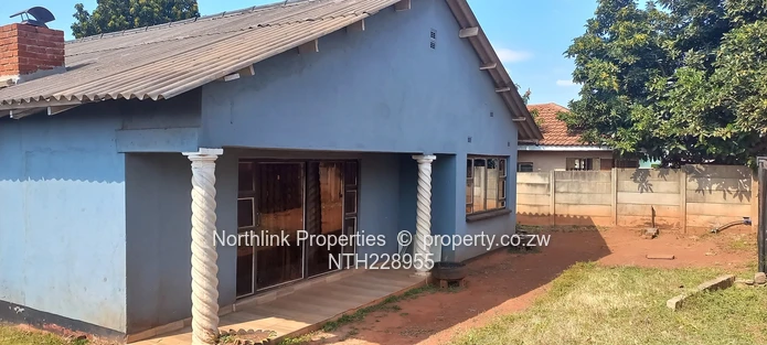5 bedroomed family house for sale (Sole Mandate)