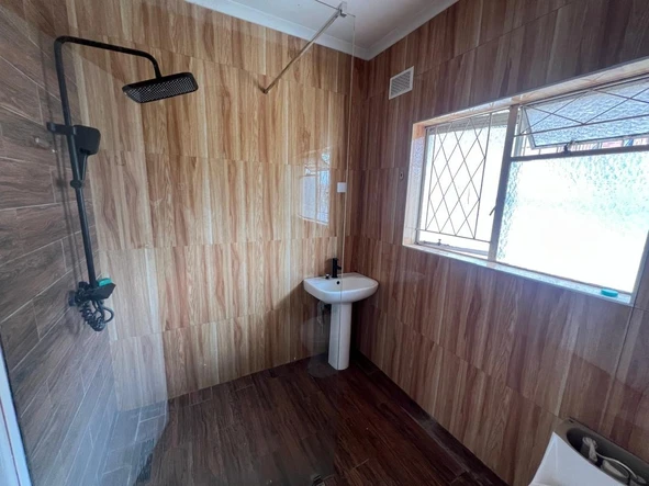 2 Bedroom Garden Flat