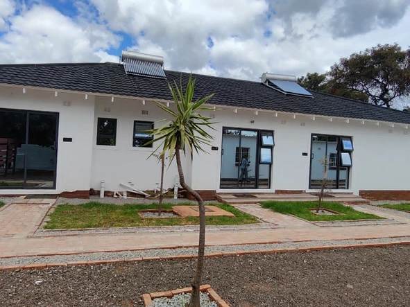 Hotel & Lodge