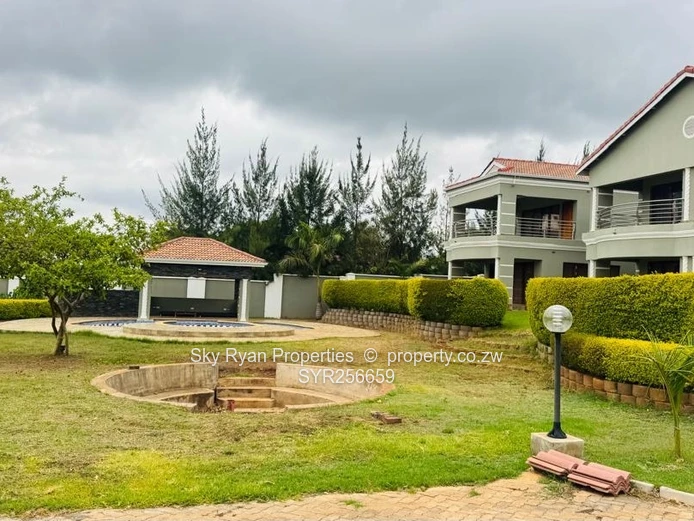 Luxury Brookview Estate For Sale 