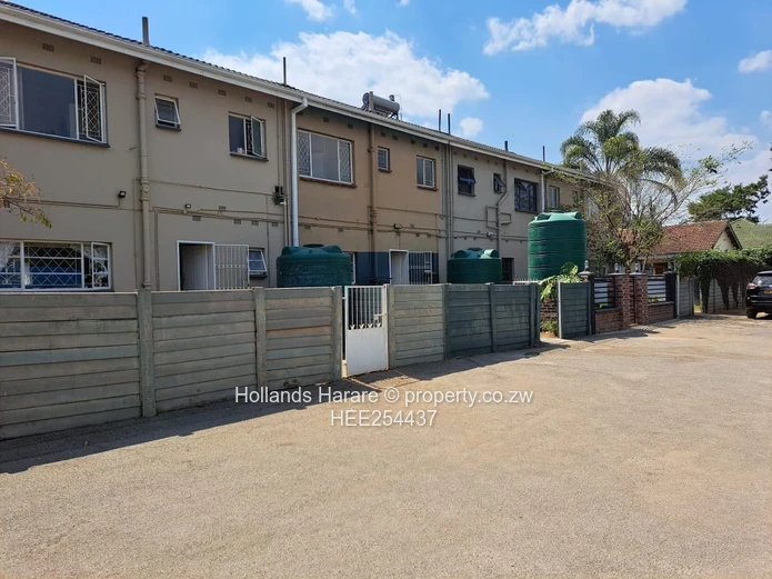 Duplex 3 bed flat to rent