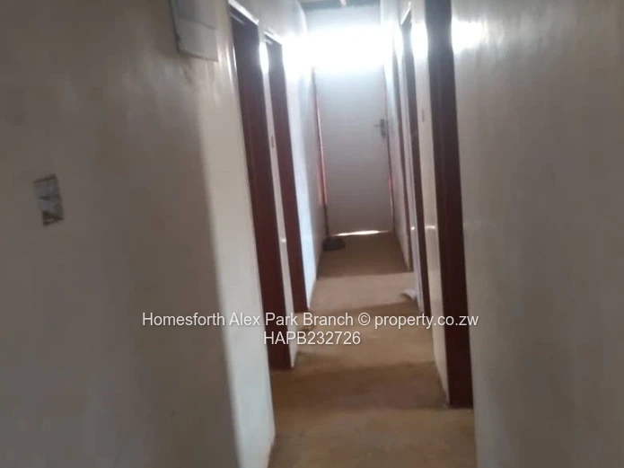 Warren Park D Graceland House (Sole Mandate)