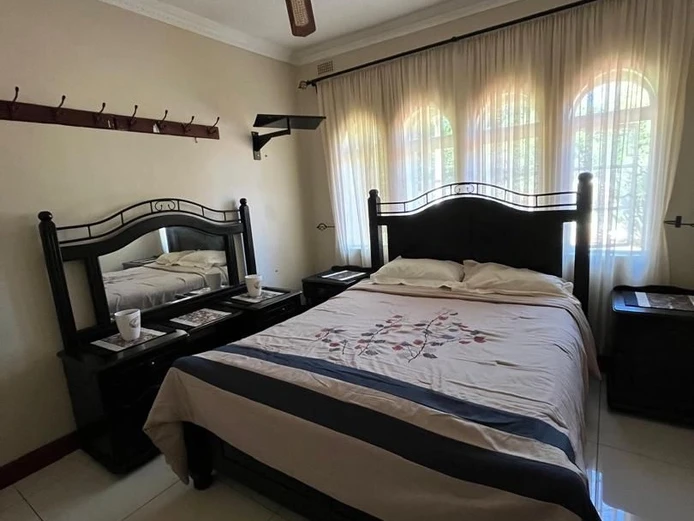 Helensvale furnished house to rent 