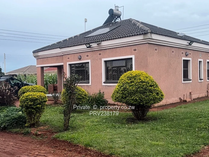 To let 3 Bedroomed Cottage mount pleasant heights (Sole Mandate)