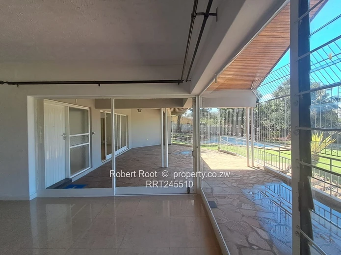 Lovely 4 bed house in the heart of Gunhill!