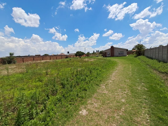 Stands & Residential Land