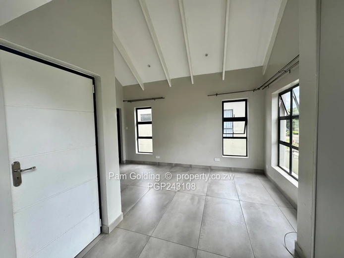 Upmarket duplex apartments to let - Helensvale 