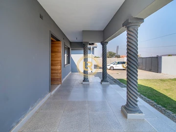 4 Bedroom House