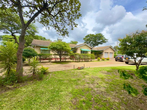Tynwald solid gem for sale near Madokero Mall