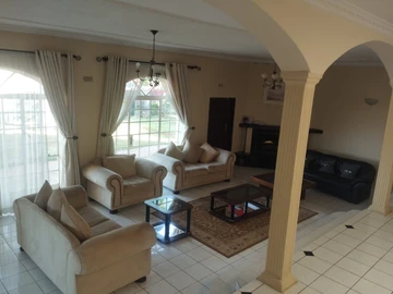 5 Bedroom House