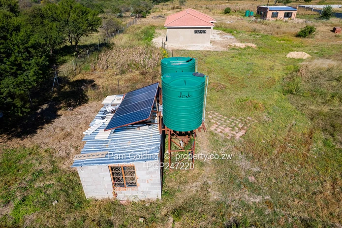 willsgrove lockview 1.4142 hectares with a 4bedroomed unfinished house  (Sole Mandate)
