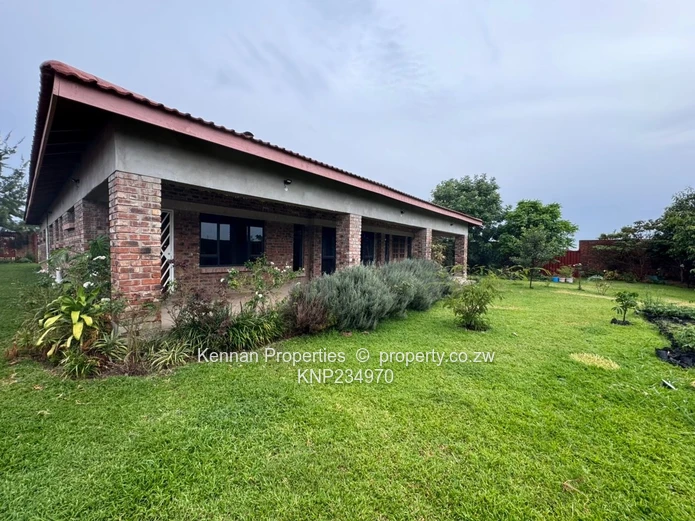 Beautiful home in Rockview