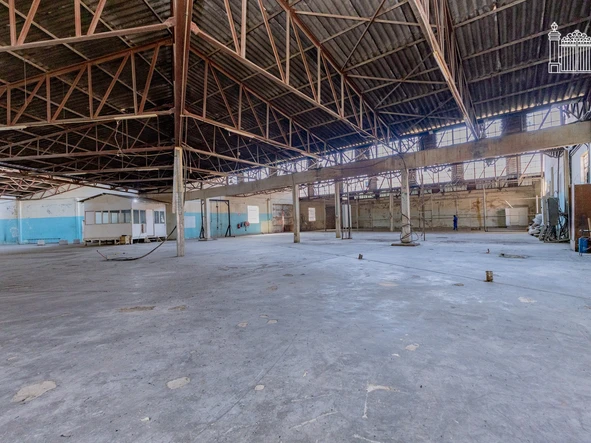 Warehouse & Factory