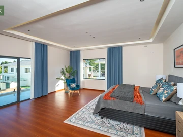 2 Unit Townhouse Complex