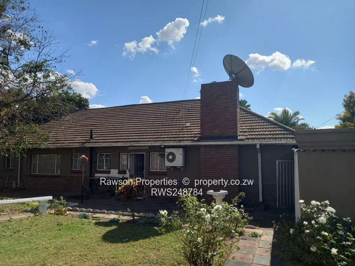 Hillside House For Sale (Sole Mandate)