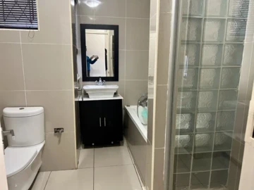 2 Bedroom Garden Flat