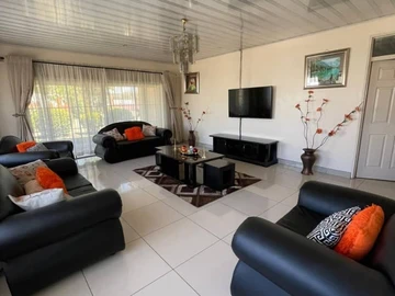 7 Bedroom House