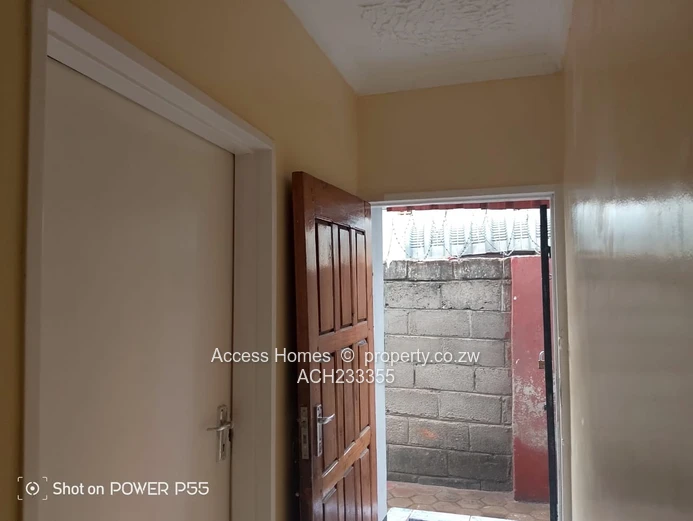 Chitungwiza Unit O House for Rent