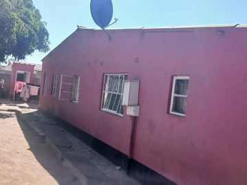 7 Bedroom House