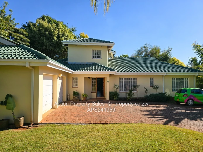 Partially Furnished Townhouse To Rent In The Brooke 