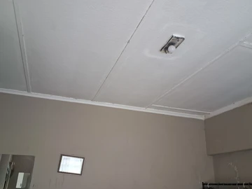 2 Bedroom Flat & Apartment