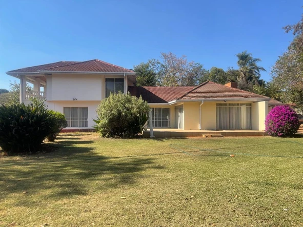 6 Bedroom House