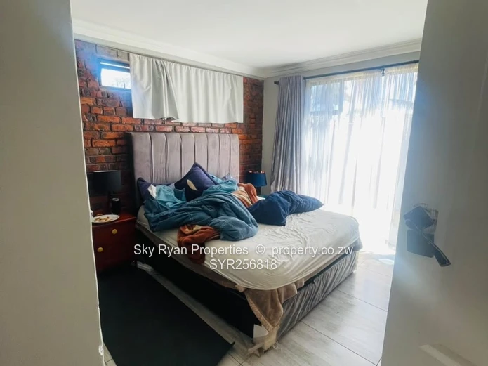 Greendale apartment for Sale