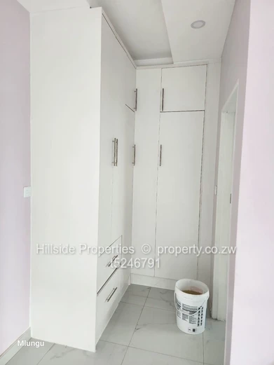 Mabvazuva 4 bedroom house for sale 
