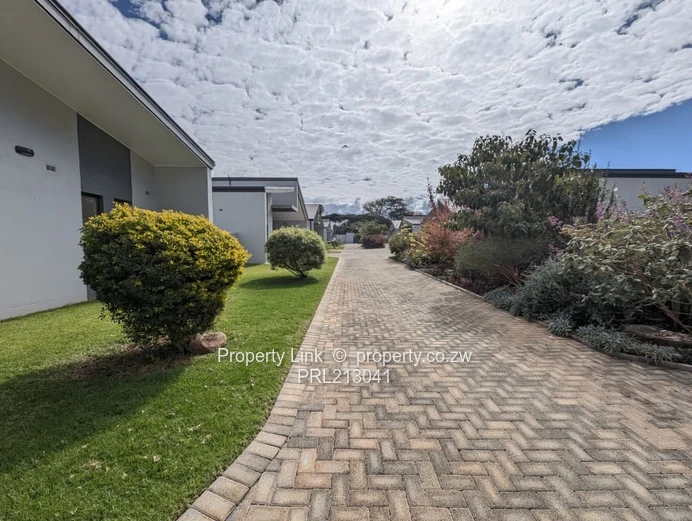 Upmarket 3 Bed Townhouse For Sale In Greendale