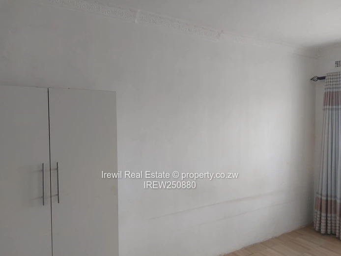 Sandton Park Phase 3 Fully Furnished 4 Bed (Sole Mandate)
