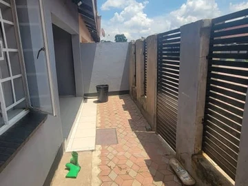 2 Bedroom Garden Flat