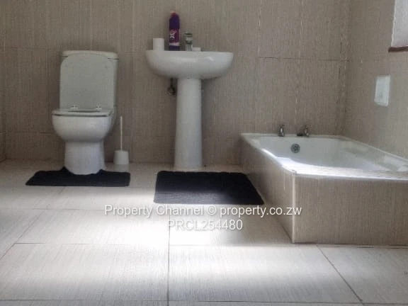 House (Furnished) For Sale In Glen Lorne