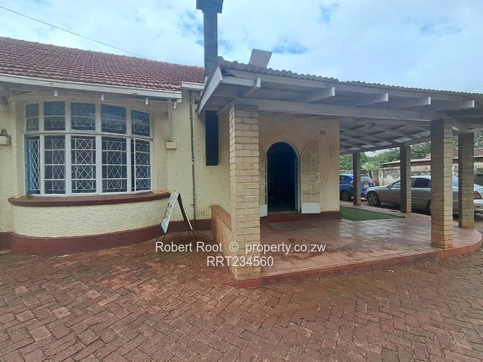 Prime office space in Rowland Square!