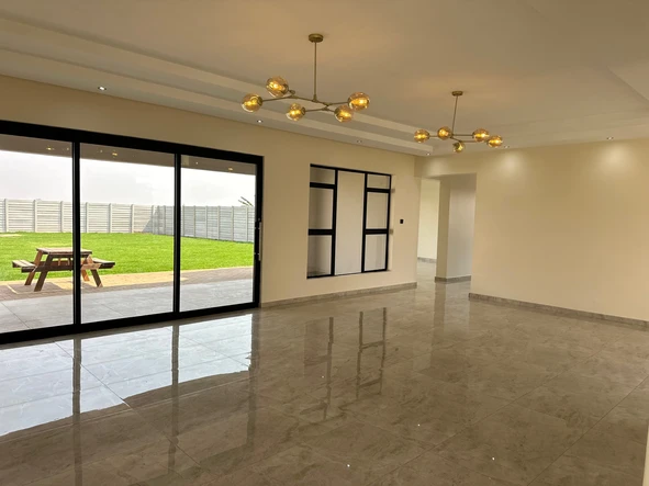 5 Bedroom House