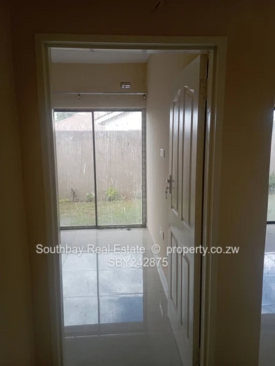 Ashdown Park - Monowood Gardens (Gated Complex)