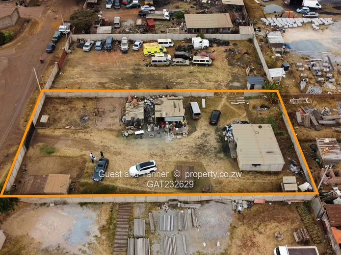 Westlea Industrial Stand for Sale – 1426m²