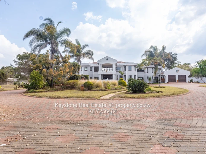 Exceptional Executive Home For Sale (Sole Mandate)