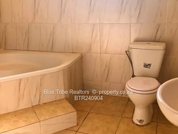 House for sale in Waterfalls 