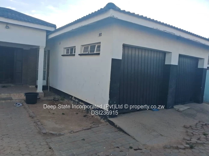 Waterfalls park town house for sale 