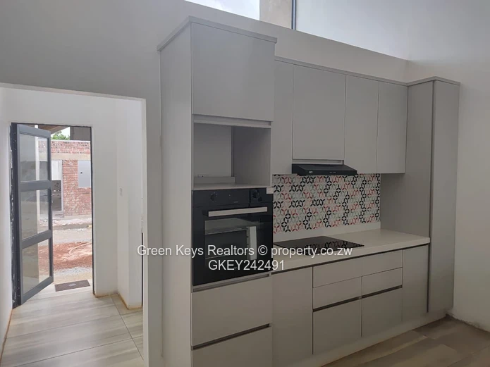 Pomona 2 bed townhouses selling at USD230,000