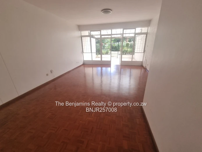 Garden Flat In Avondale