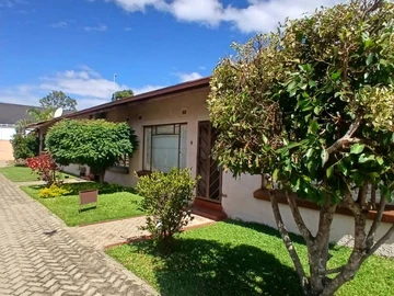 Cluster Home To Let In Avondale West