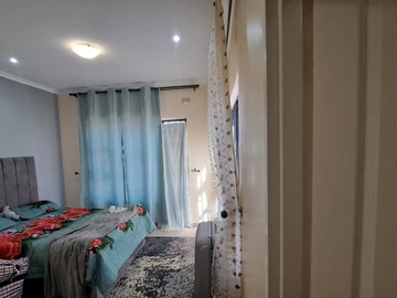 3 Bedroom Garden Flat