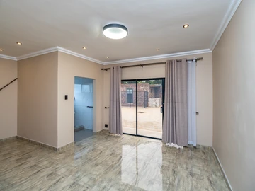 4 Unit Townhouse Complex