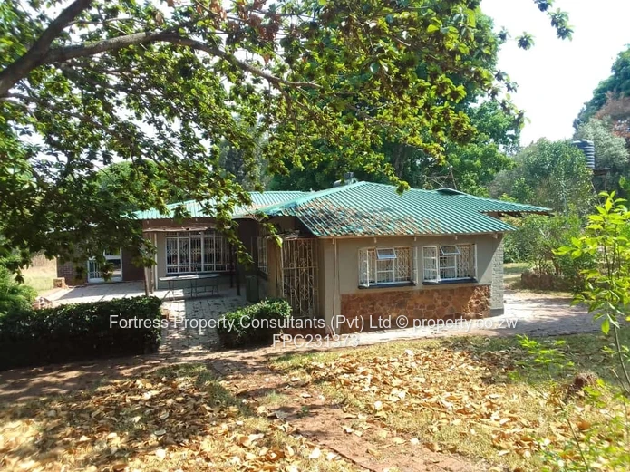 Borrowdale – Spacious Farmhouse for Rent 